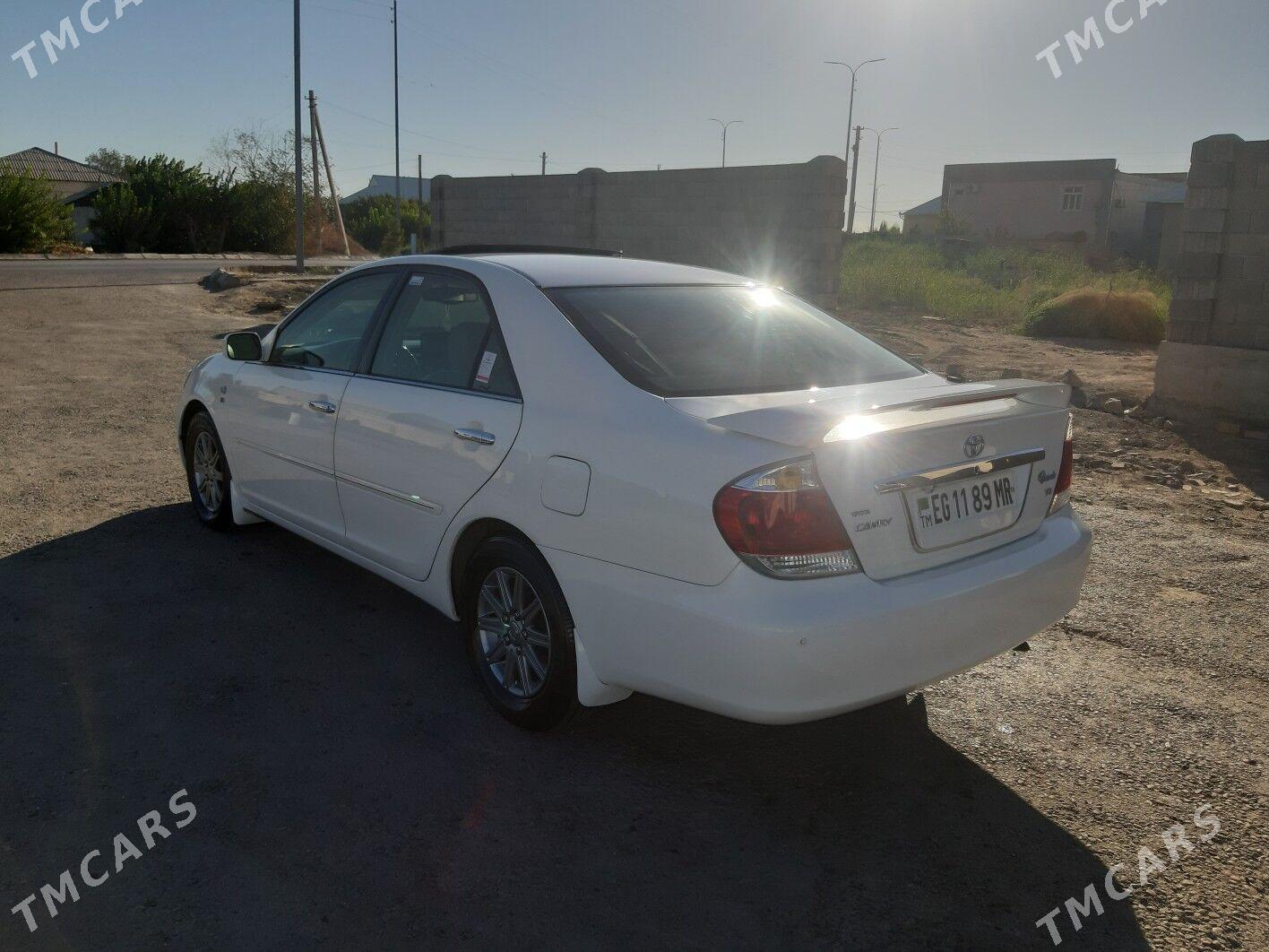 Toyota Camry 2003 - 260 000 TMT - Мары - img 5