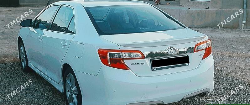 Toyota Camry 2011 - 200 000 TMT - Векильбазар - img 5
