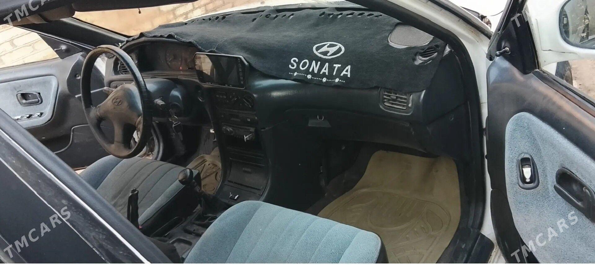 Hyundai Sonata 1999 - 25 000 TMT - Мары - img 5