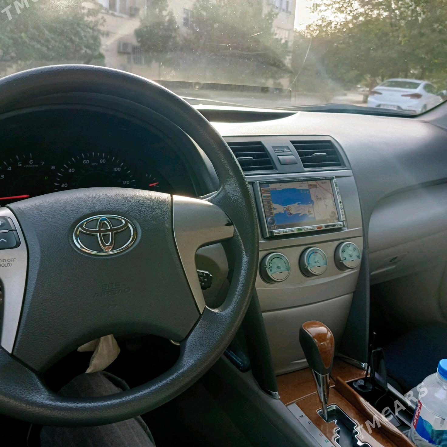 Toyota Camry 2009 - 182 000 TMT - 3 мкр - img 3
