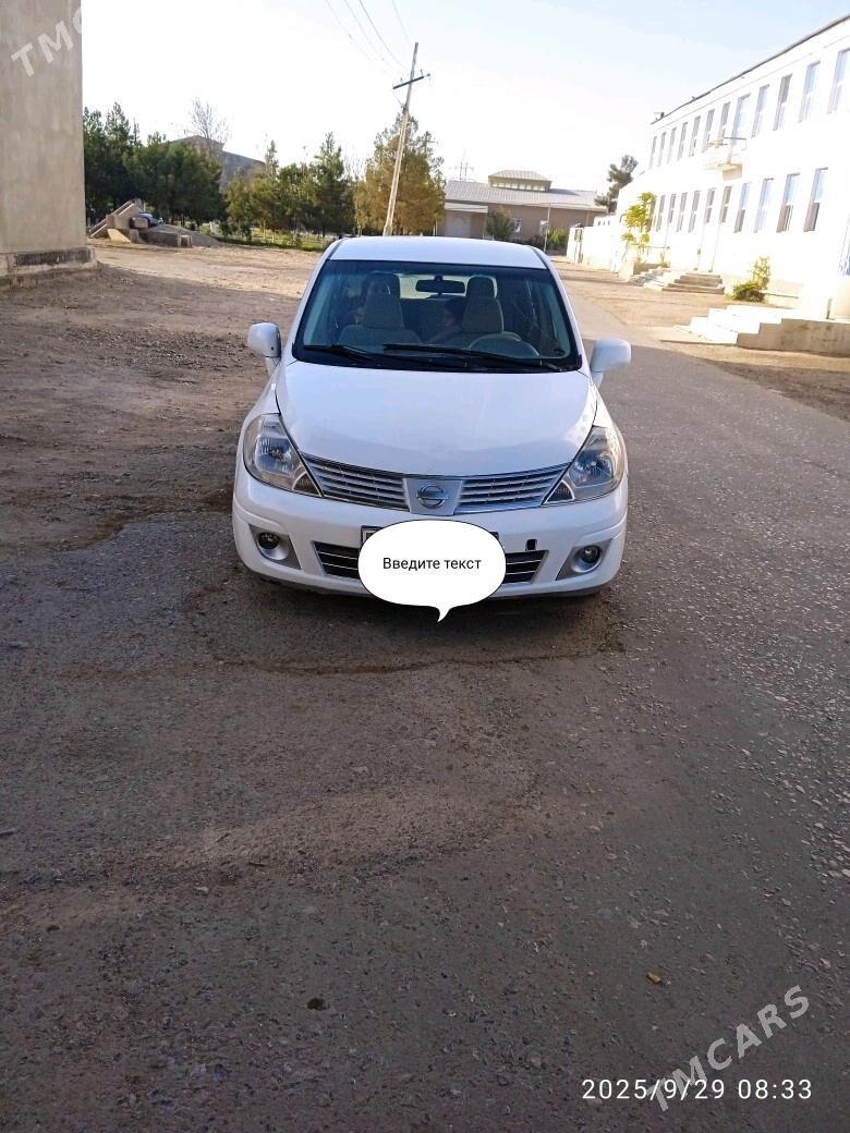 Nissan Versa 2010 - 130 000 TMT - Кака - img 6