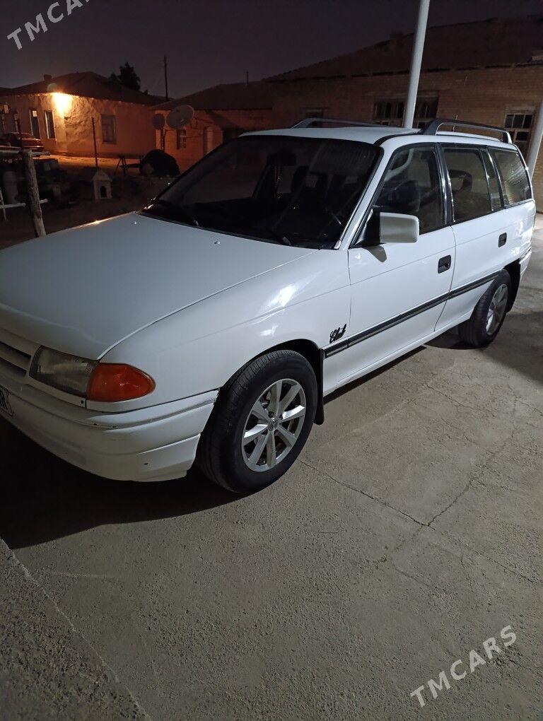 Opel Astra 1993 - 50 000 TMT - Mary - img 3