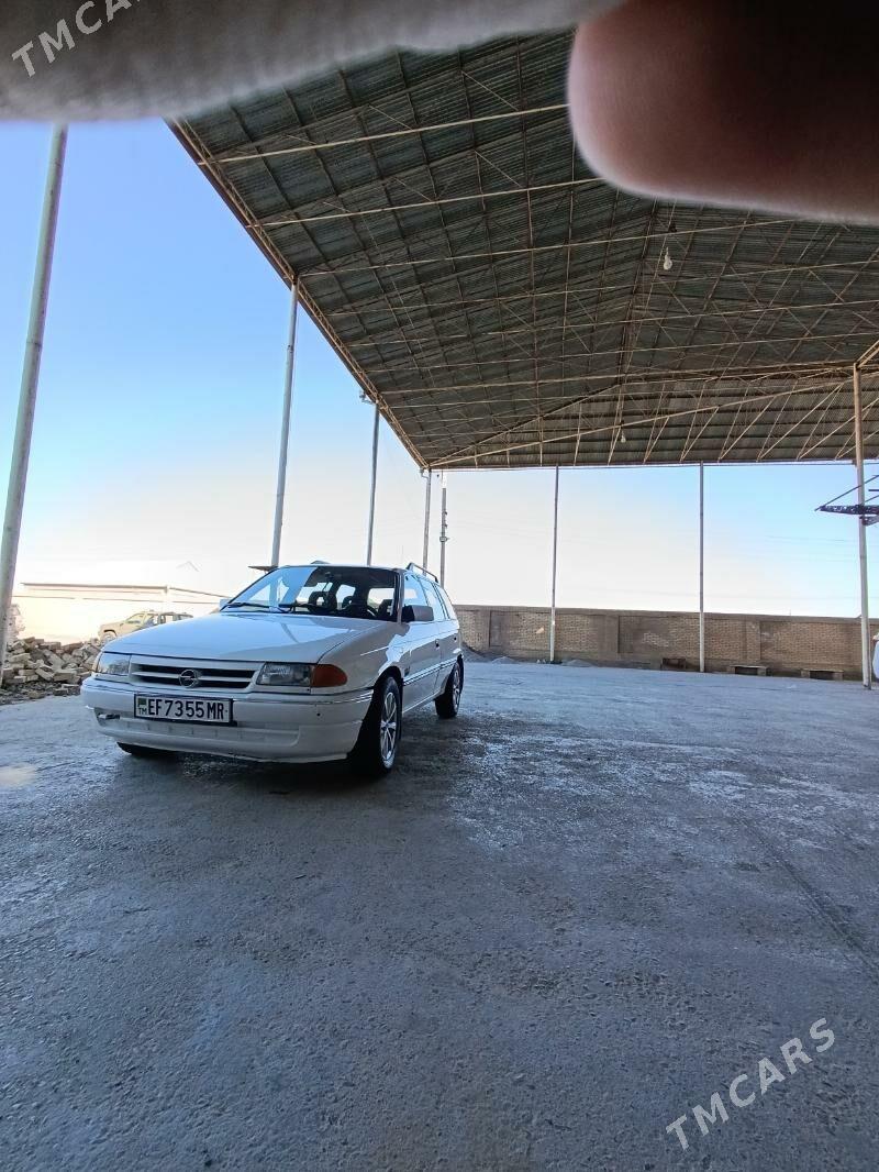 Opel Astra 1993 - 50 000 TMT - Mary - img 6