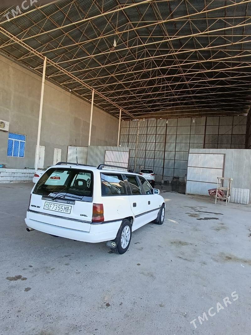 Opel Astra 1993 - 50 000 TMT - Mary - img 8