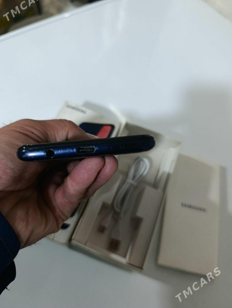Samsung Galaxy A20 - Bäherden - img 2