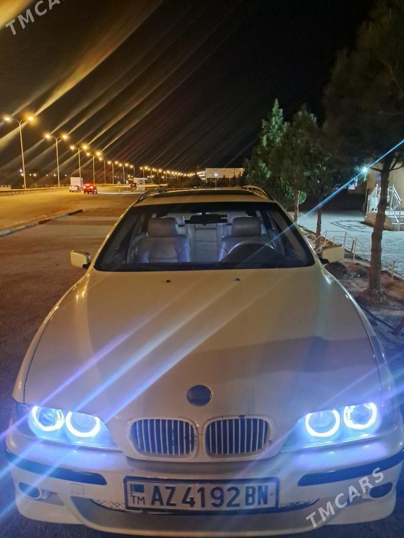 BMW E39 2002 - 105 000 TMT - Балканабат - img 4