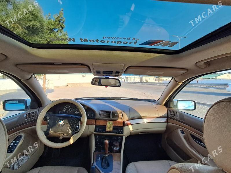 BMW E39 2002 - 105 000 TMT - Балканабат - img 3