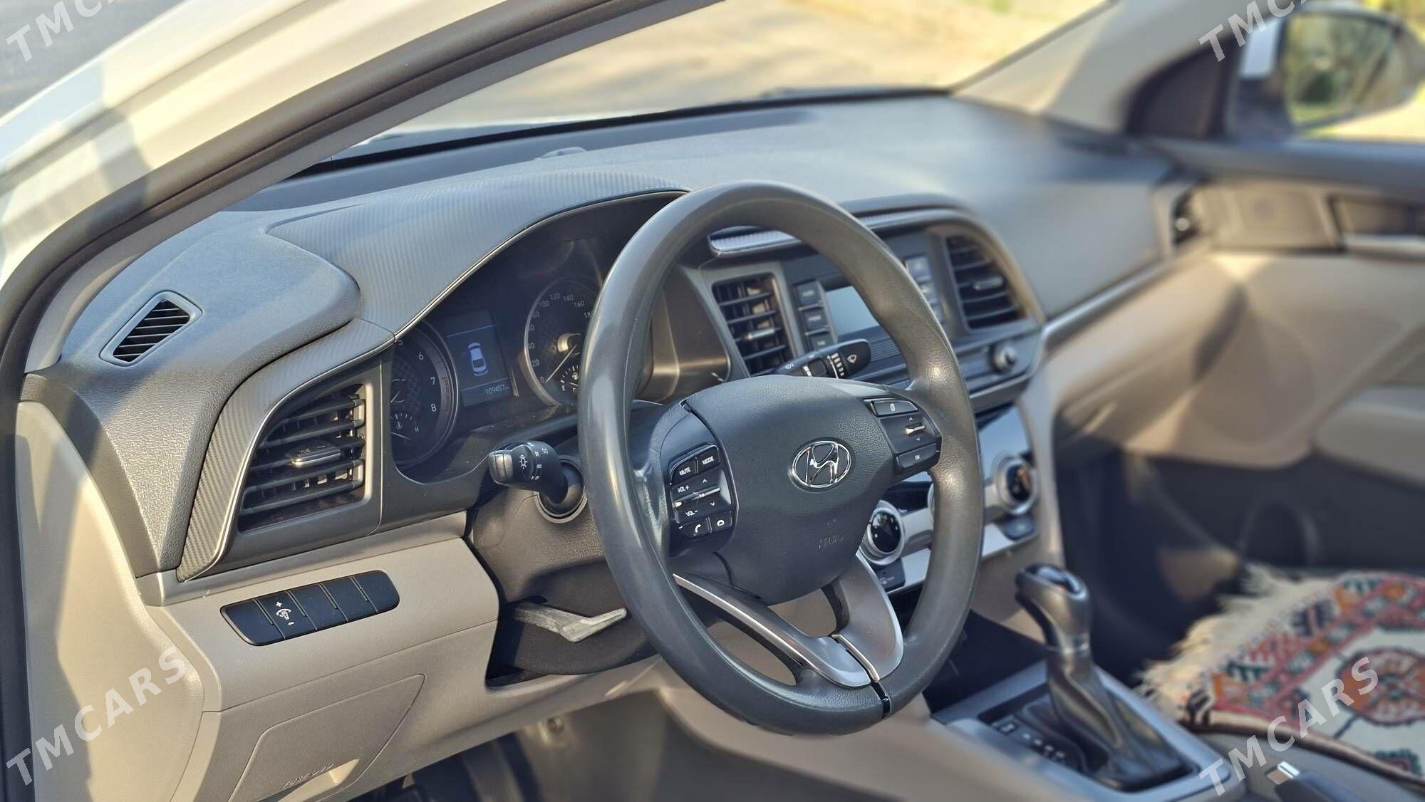 Hyundai Elantra 2019 - 225 000 TMT - Ашхабад - img 4