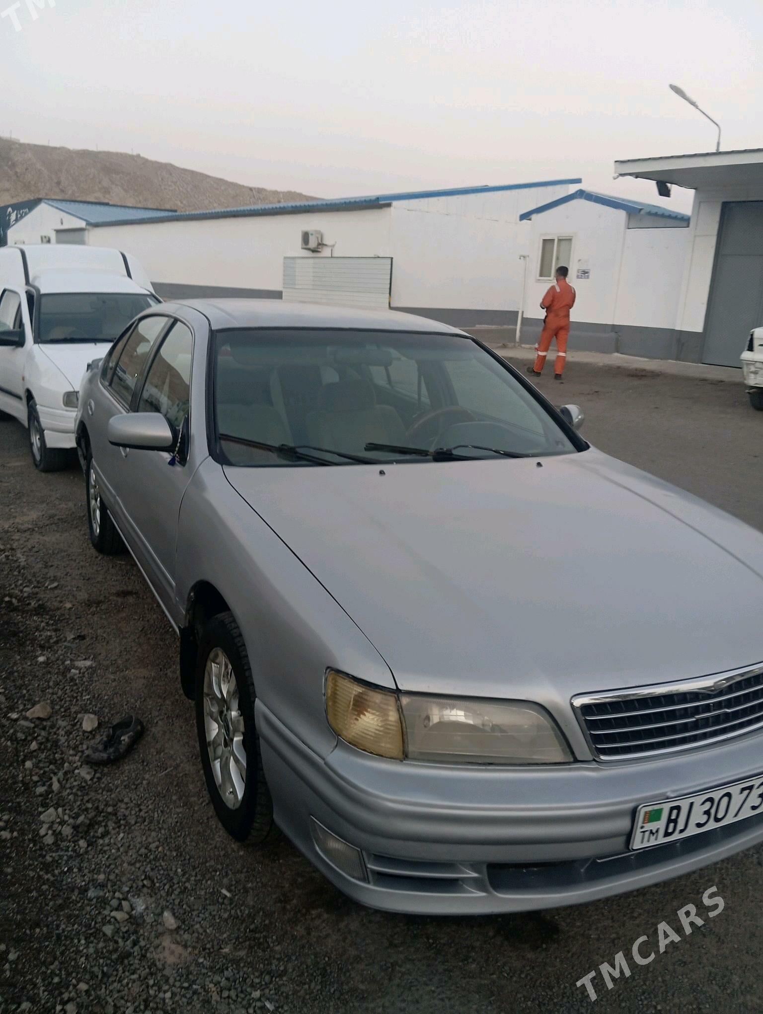 Nissan Maxima 1995 - 35 000 TMT - Туркменбаши - img 4