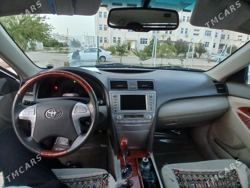 Toyota Camry 2010 - 240 000 TMT - Balkanabat - img 4