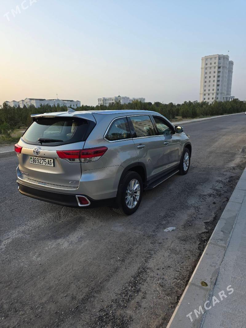 Toyota Highlander 2019 - 445 000 TMT - ул. Подвойского (Битарап Туркменистан шаёлы) - img 3