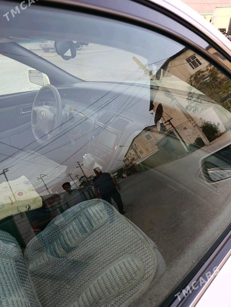Toyota Avalon 2002 - 220 000 TMT - Балканабат - img 3