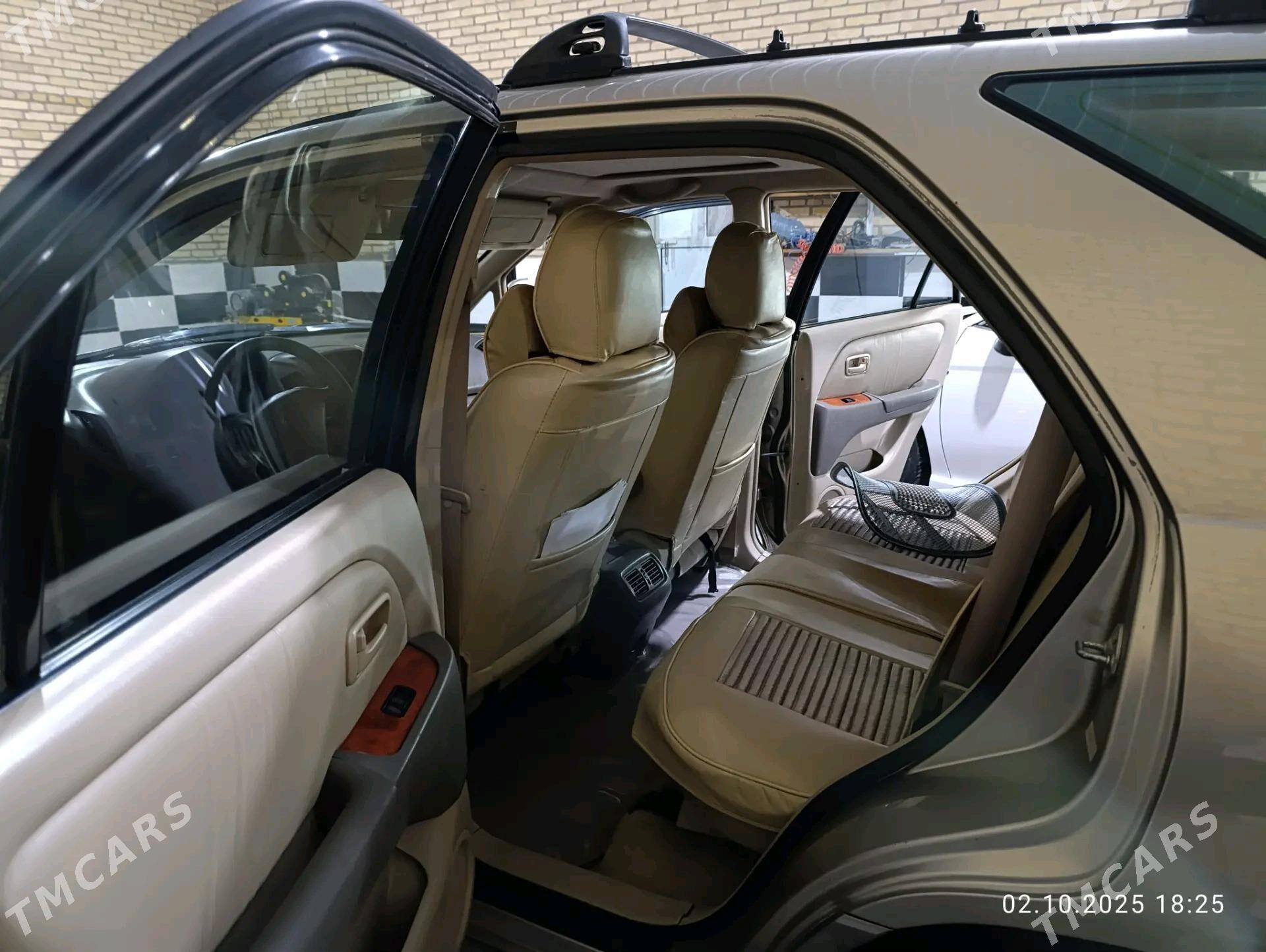 Lexus RX 300 2000 - 220 000 TMT - Дянев - img 4