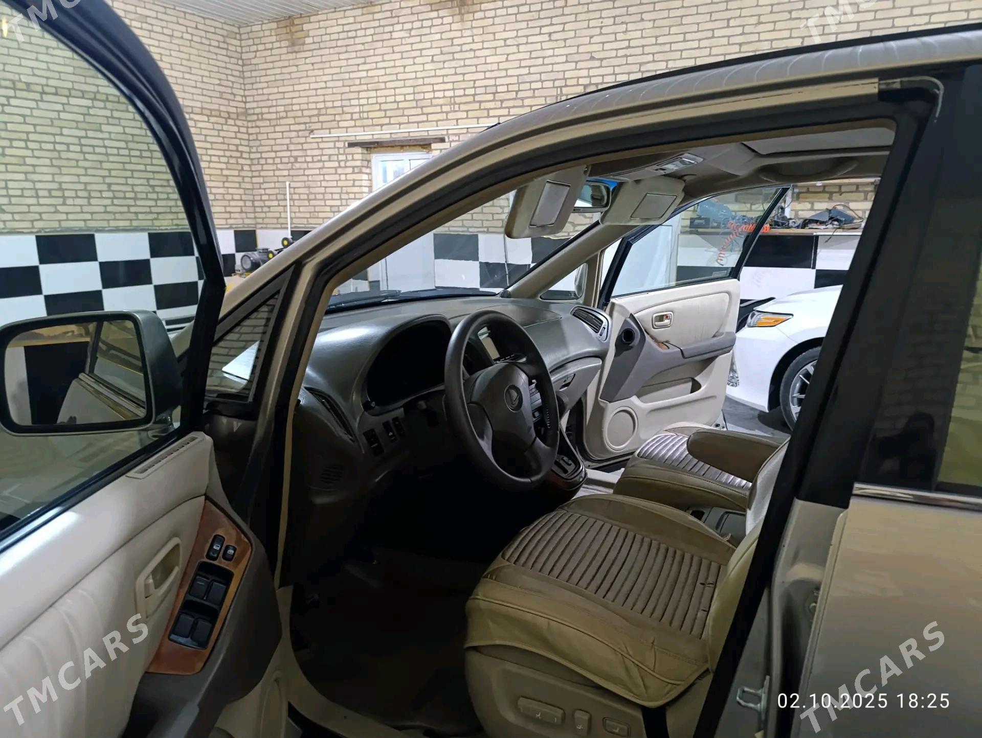 Lexus RX 300 2000 - 220 000 TMT - Дянев - img 5