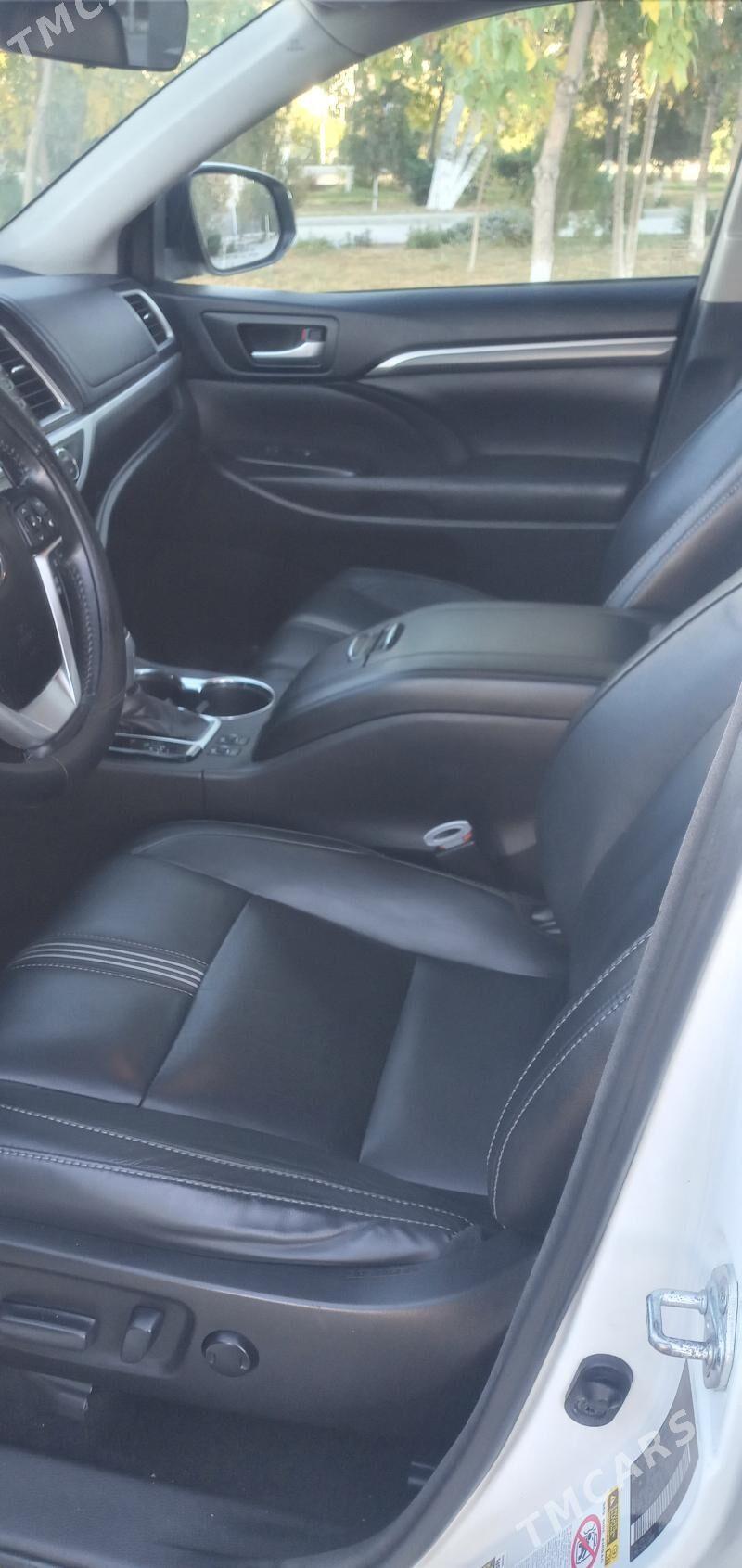 Toyota Highlander 2017 - 495 000 TMT - Дашогуз - img 6