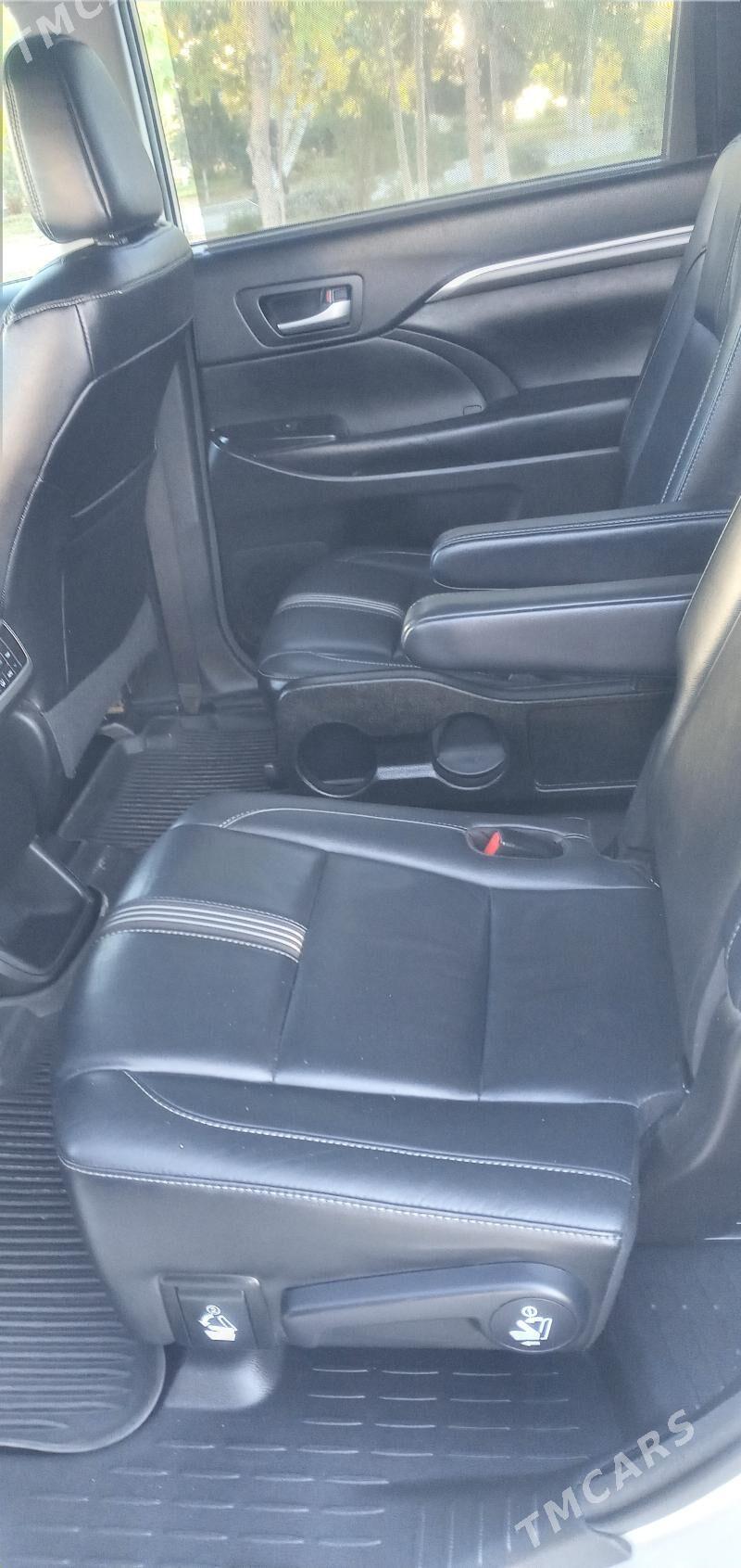 Toyota Highlander 2017 - 495 000 TMT - Дашогуз - img 7