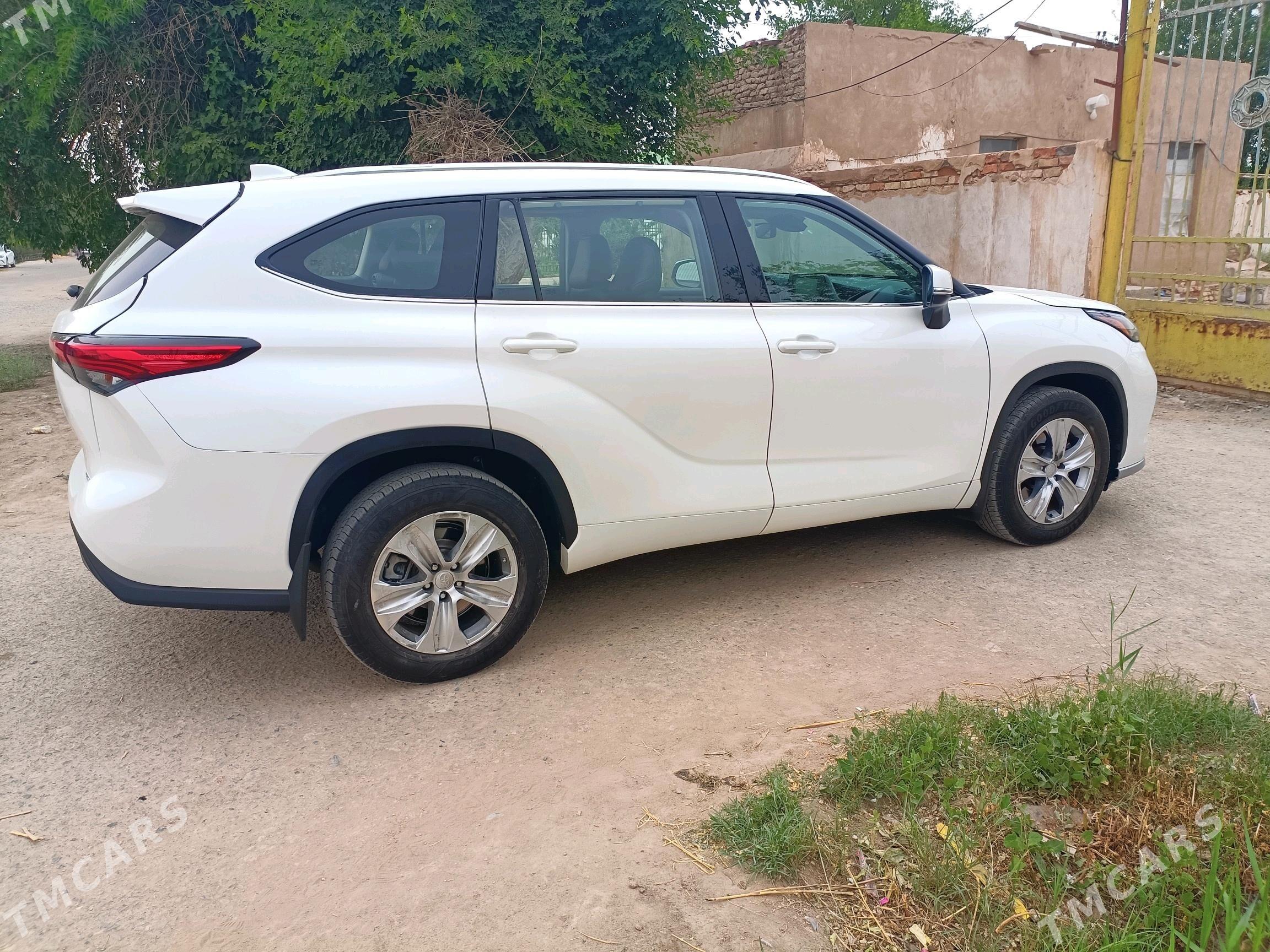 Toyota Highlander 2021 - 600 000 TMT - Туркменабат - img 4