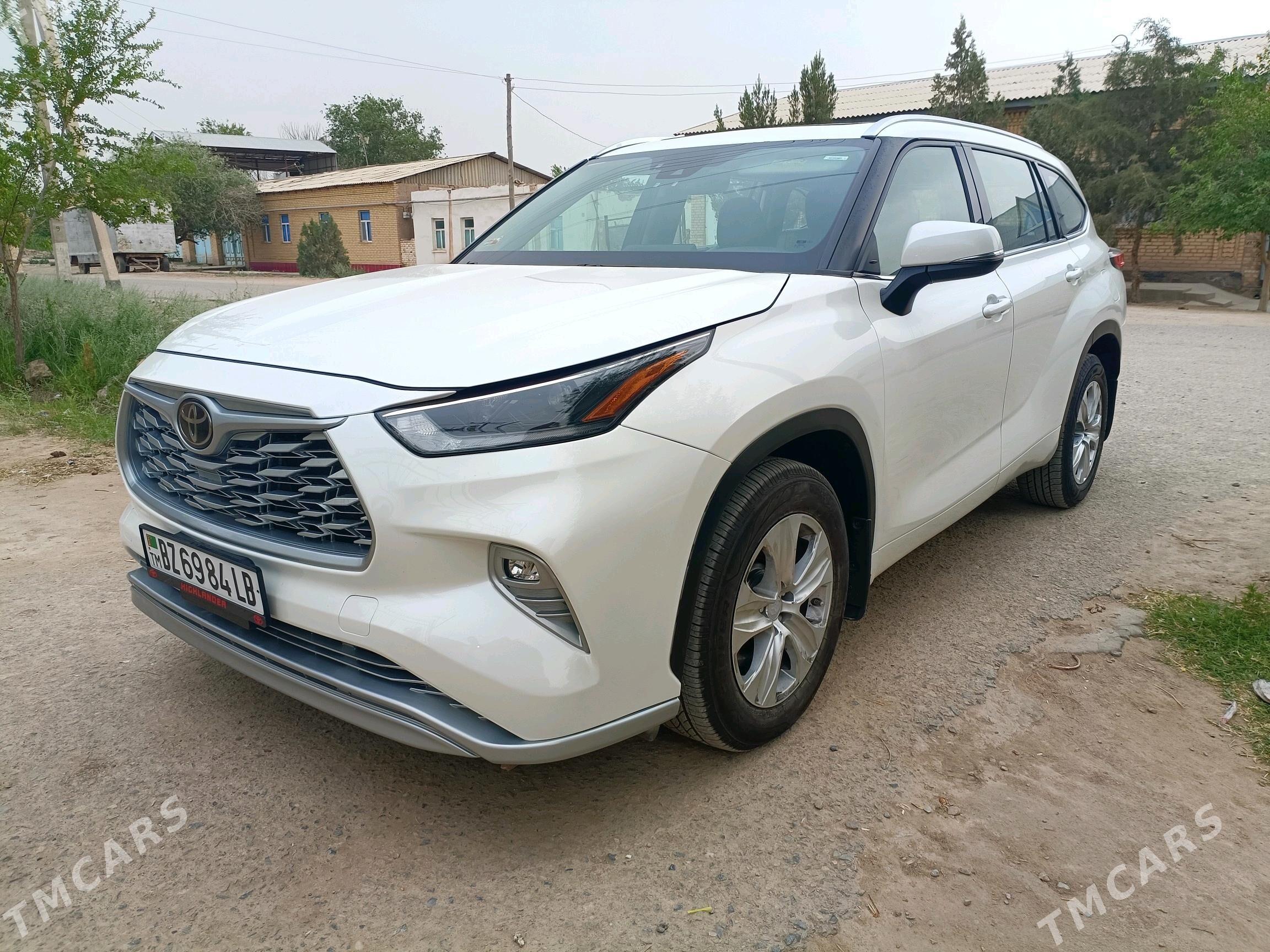 Toyota Highlander 2021 - 600 000 TMT - Туркменабат - img 3