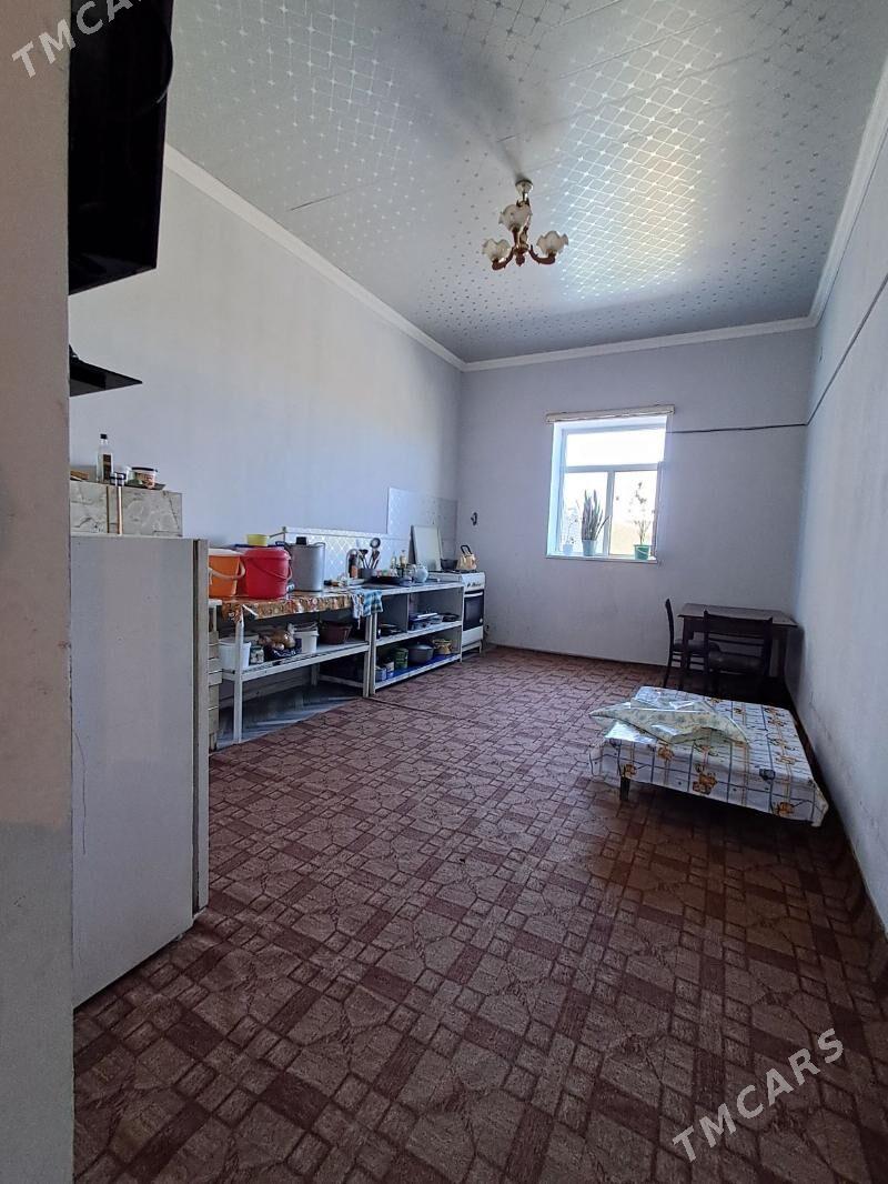 Çärjew etrabynyň Kuýbuş obasy - Türkmenabat - img 1