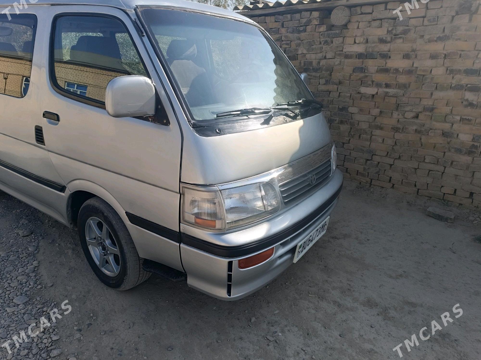 Toyota Hiace 1992 - 70 000 TMT - Mary - img 3