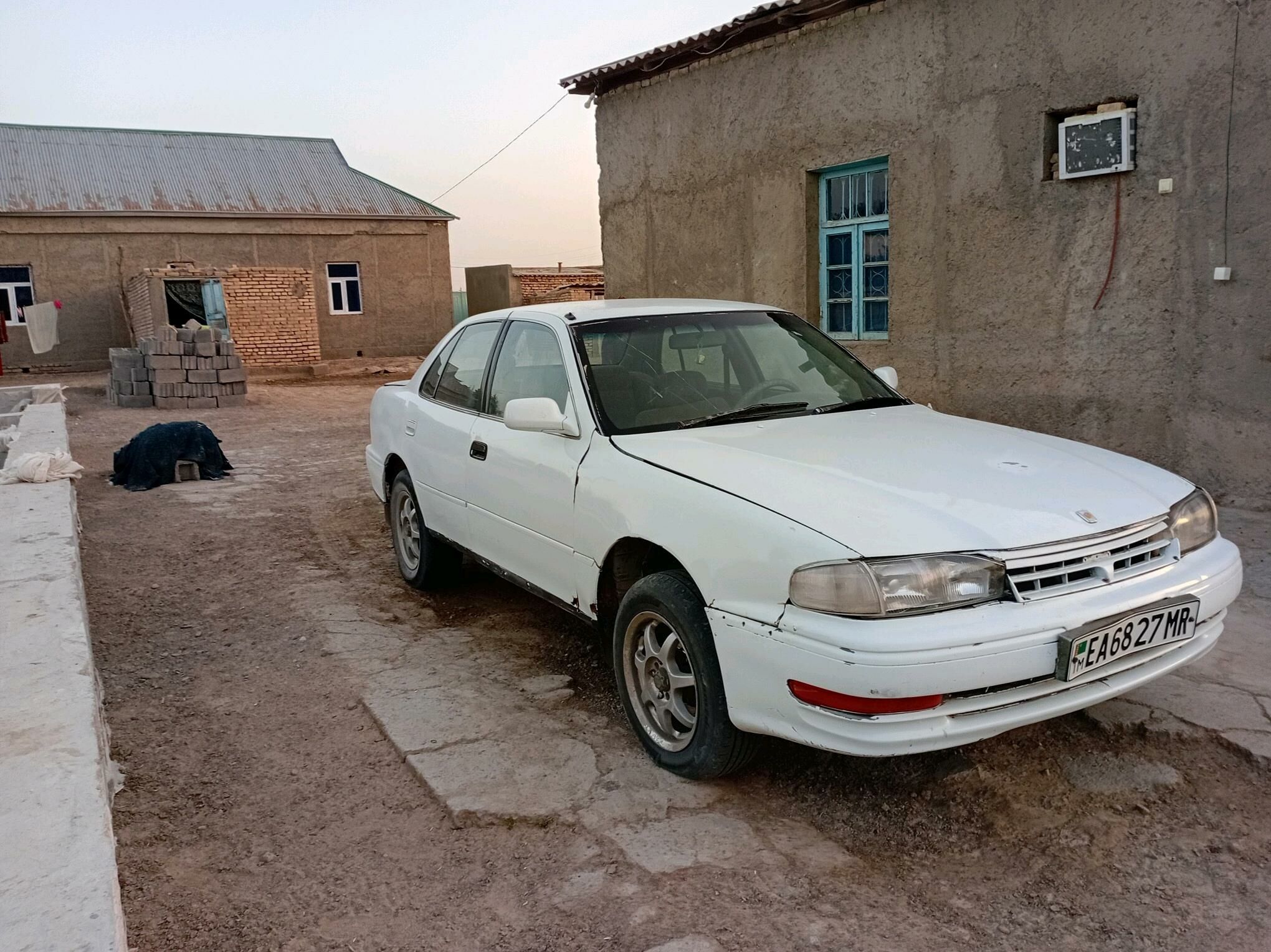 Toyota Camry 1991 - 28 000 TMT - Ёлётен - img 2