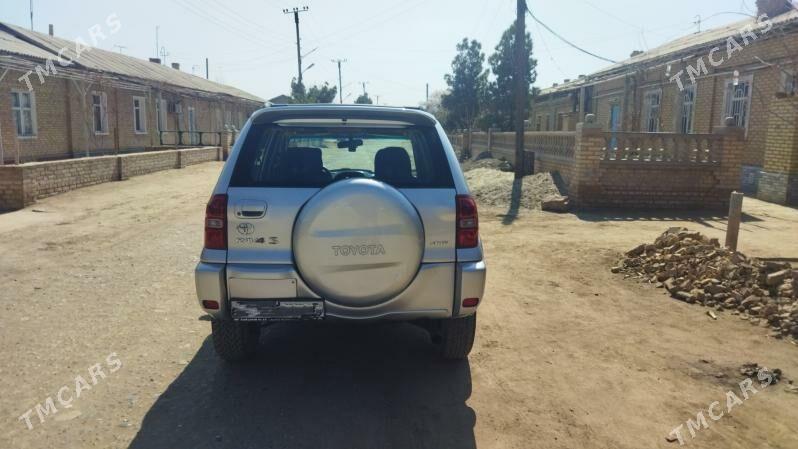 Toyota RAV4 2004 - 130 000 TMT - Керки - img 4