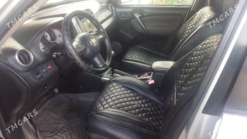 Toyota RAV4 2004 - 130 000 TMT - Керки - img 3