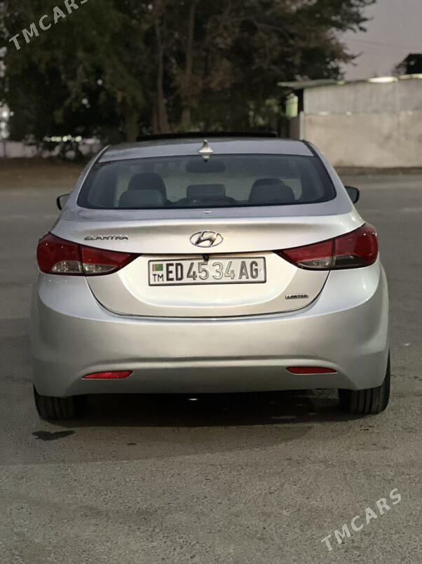 Hyundai Elantra 2012 - 170 000 TMT - 30 мкр - img 2