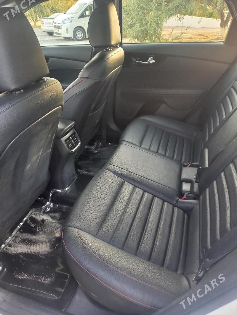 Kia Forte 2020 - 235 000 TMT - Ак-Бугдайский этрап - img 3
