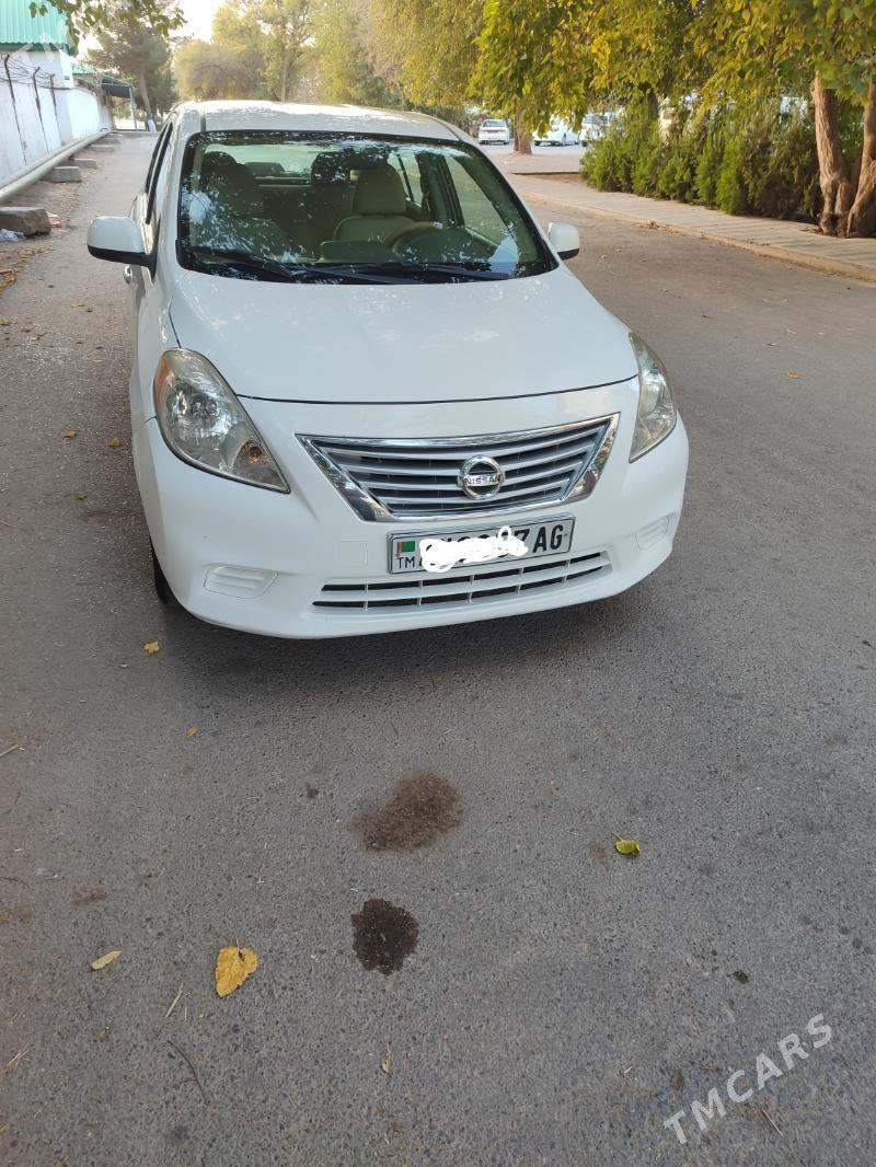 Nissan Versa 2011 - 125 000 TMT - Ашхабад - img 4