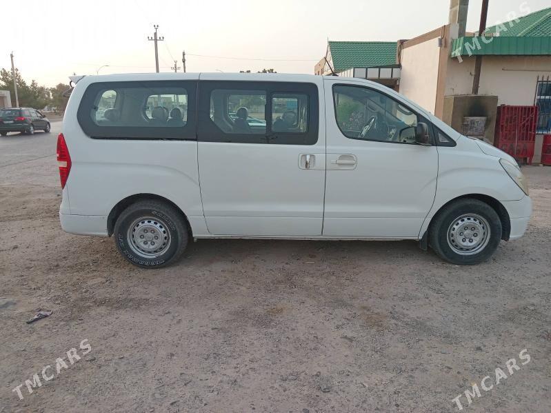 Hyundai H-1 2010 - 200 000 TMT - Сейди - img 6