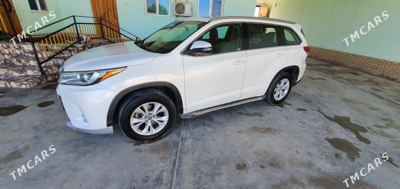 Toyota Highlander 2018 - 385 000 TMT - Туркменабат - img 3