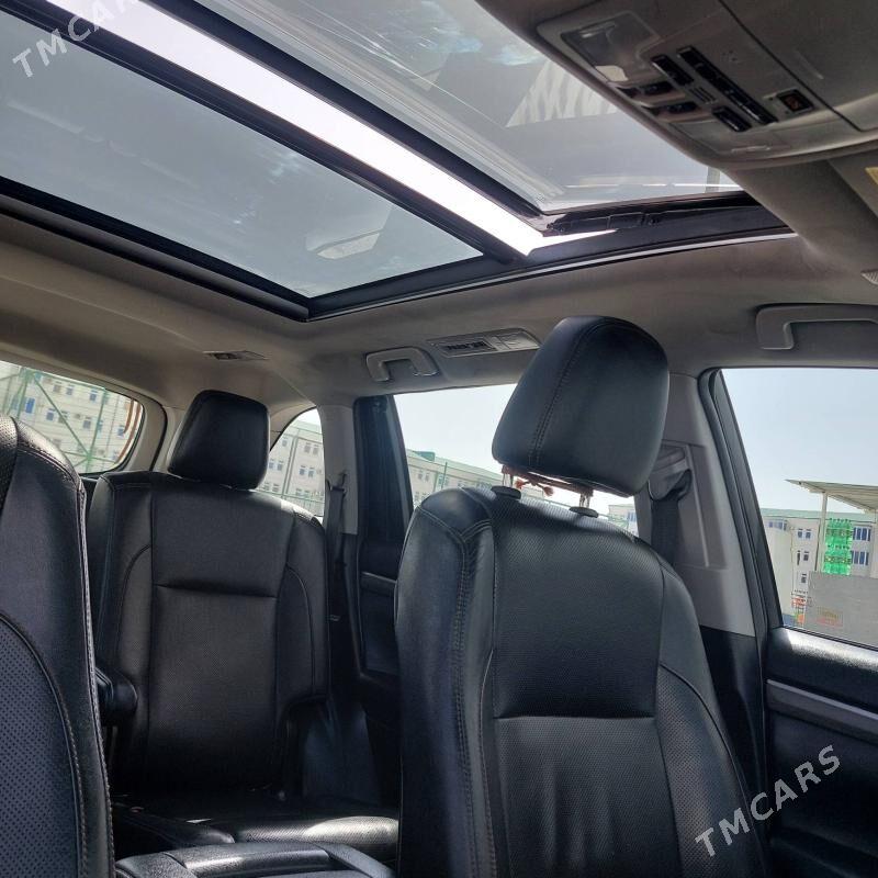 Toyota Highlander 2019 - 520 000 TMT - Ашхабад - img 3