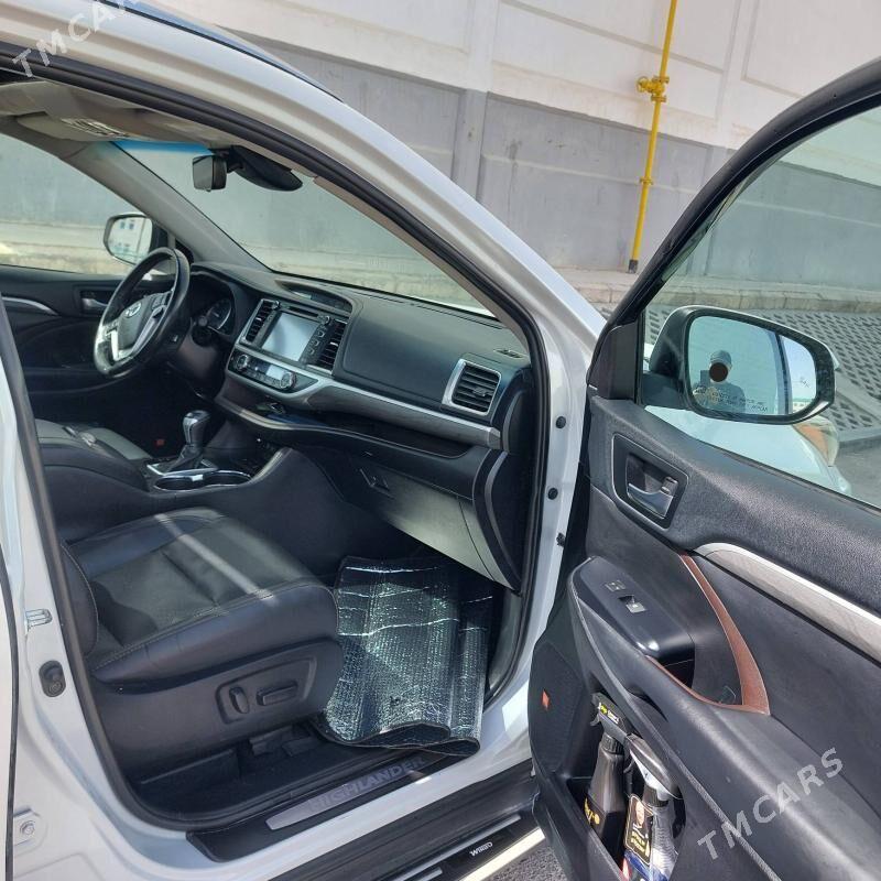 Toyota Highlander 2019 - 520 000 TMT - Ашхабад - img 5