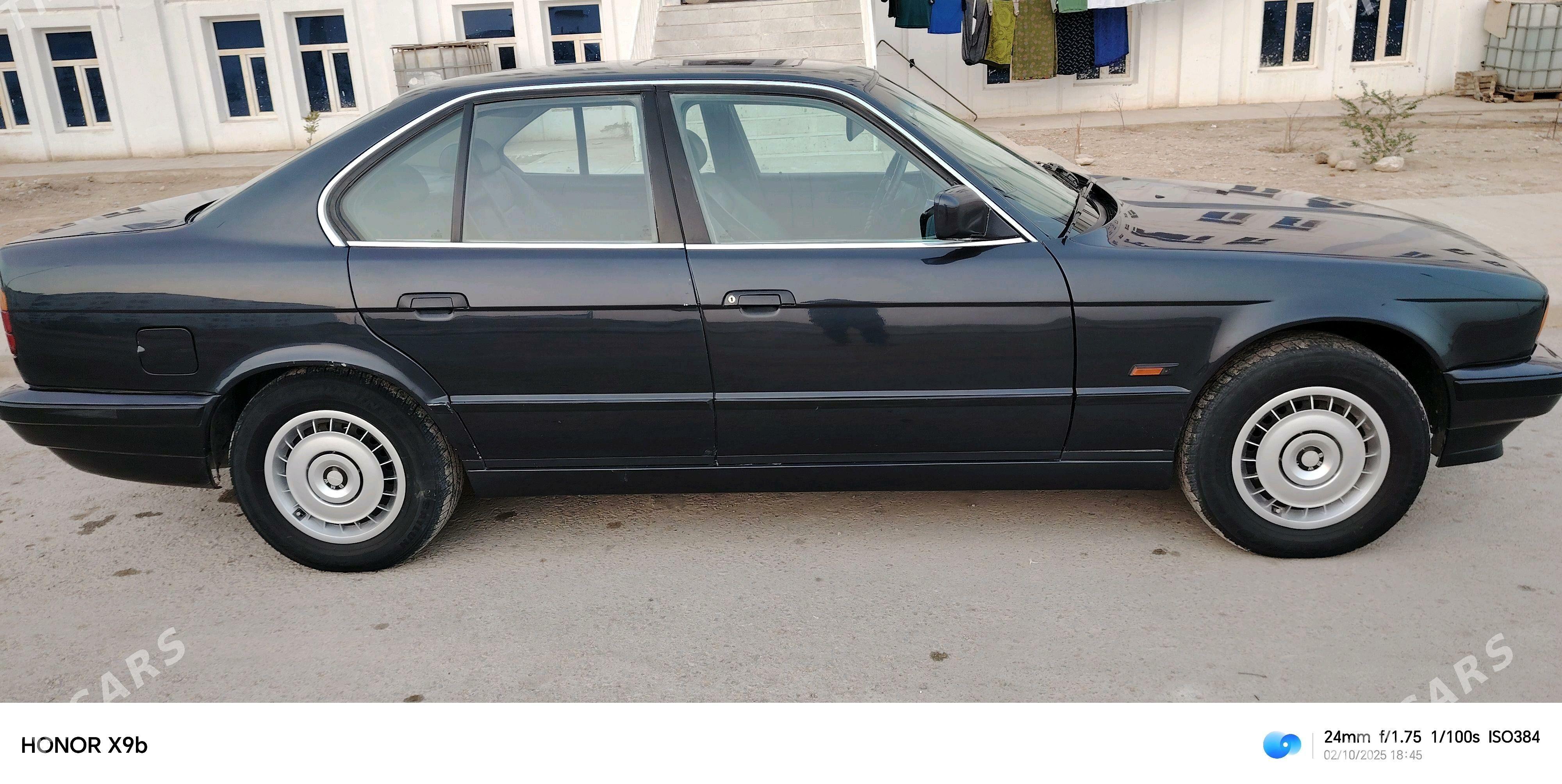 BMW 525 1989 - 60 000 TMT - Balkanabat - img 2
