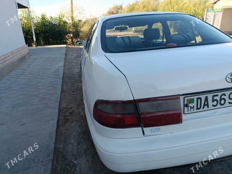 Toyota Carina 1993 - 70 000 TMT - Türkmenbaşy etr. - img 4