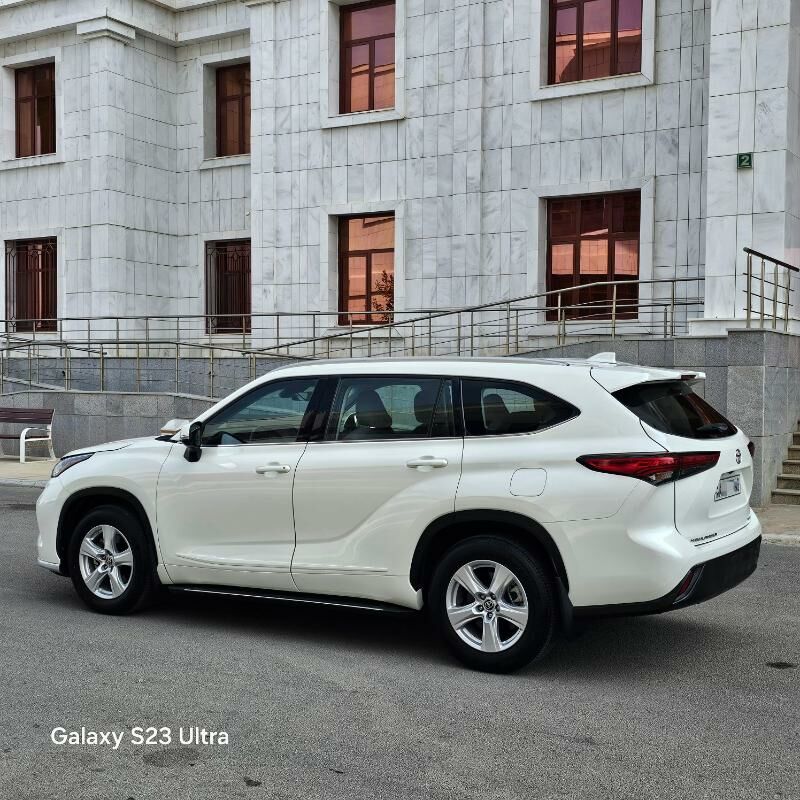 Toyota Highlander 2020 - 471 000 TMT - Ашхабад - img 4