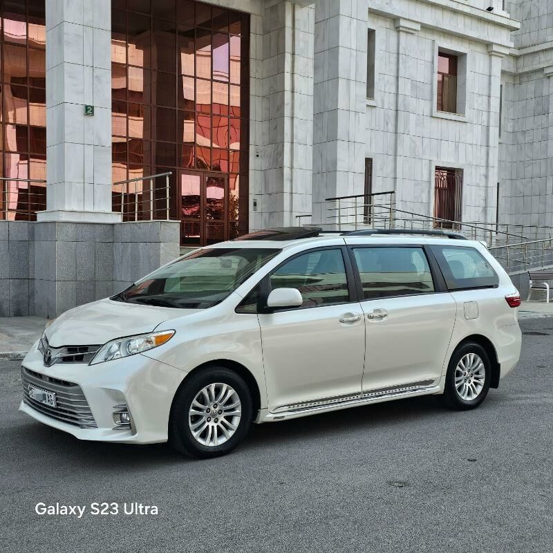 Toyota Sienna 2017 - 387 000 TMT - Ашхабад - img 2