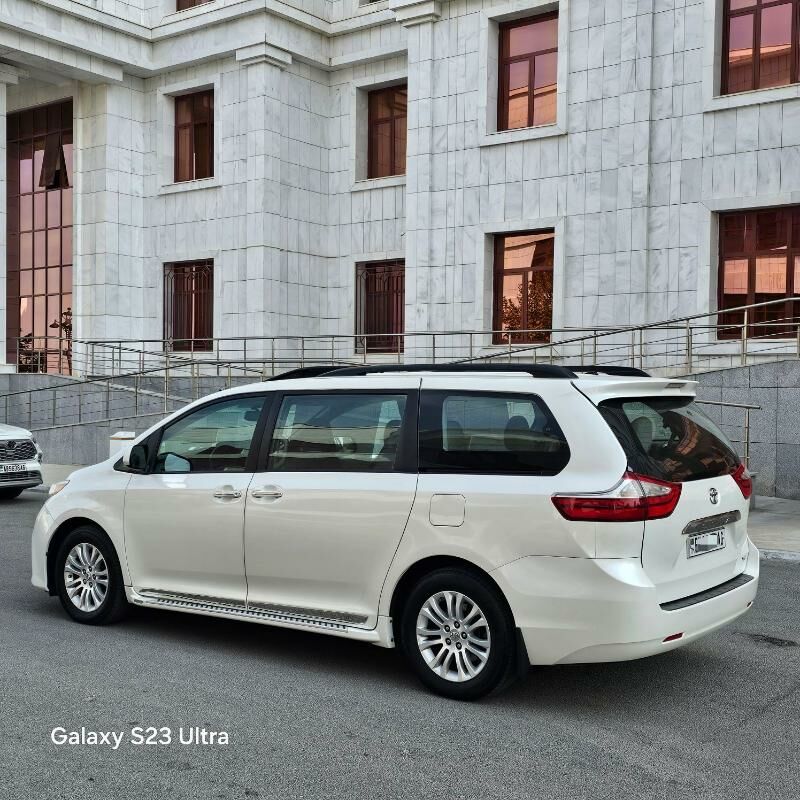 Toyota Sienna 2017 - 387 000 TMT - Ашхабад - img 7