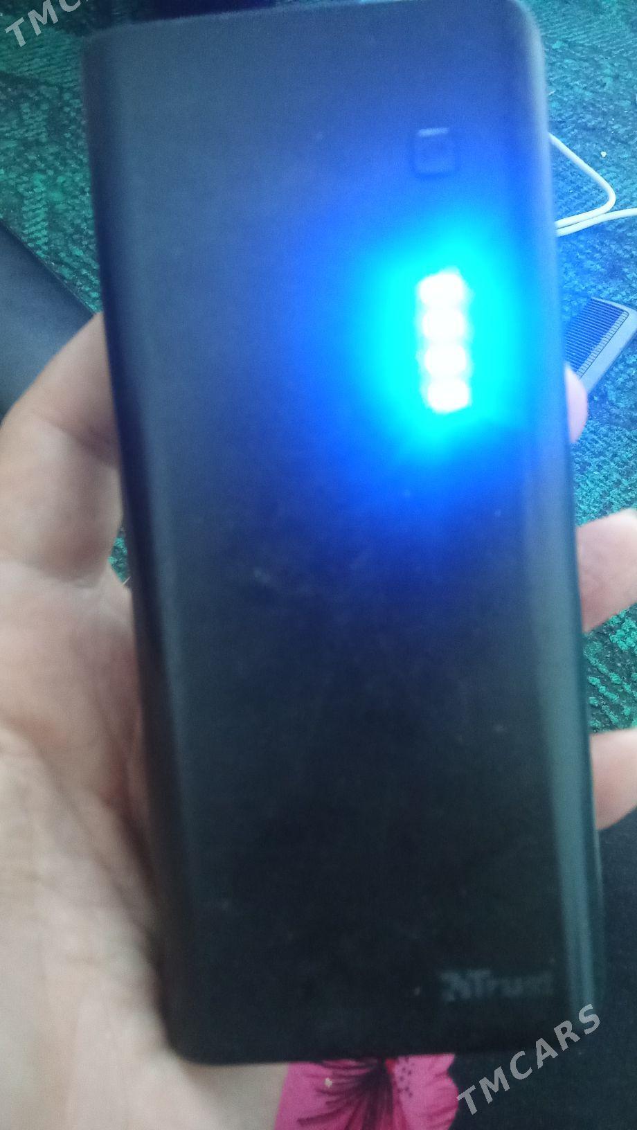 Power bank akumyatyr!!! - Дарганата - img 2