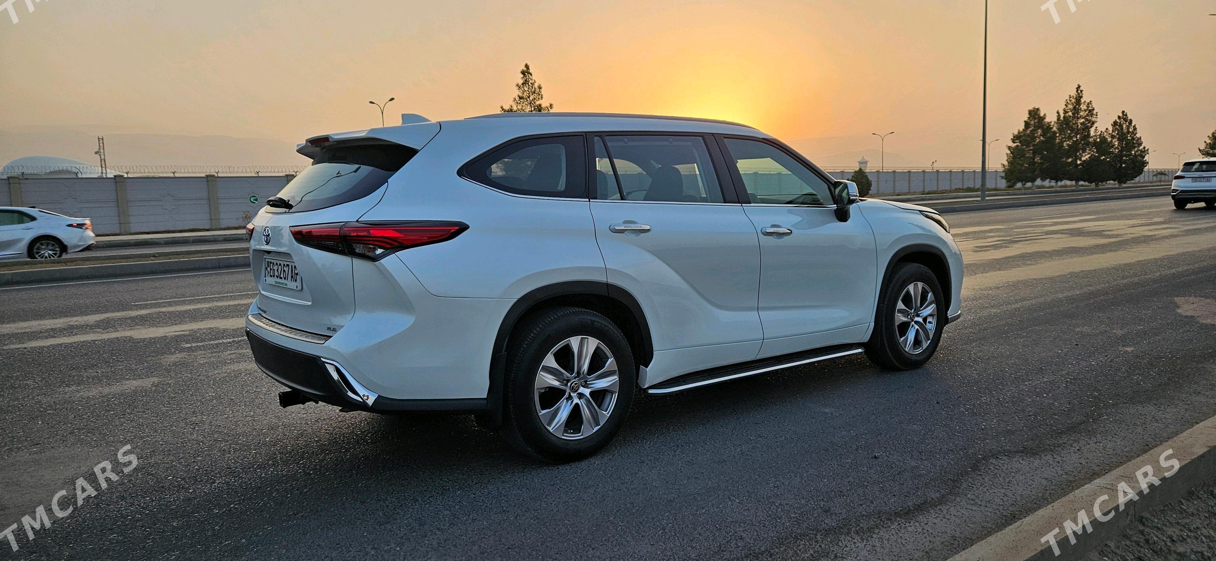 Toyota Highlander 2022 - 610 000 TMT - Ашхабад - img 3