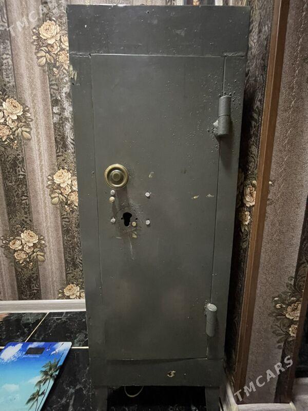 Demir seyif - Mary - img 4