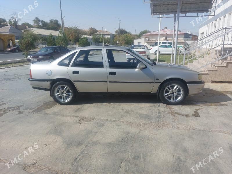 Opel Vectra 1991 - 26 000 TMT - Серхетабат (Кушка) - img 3