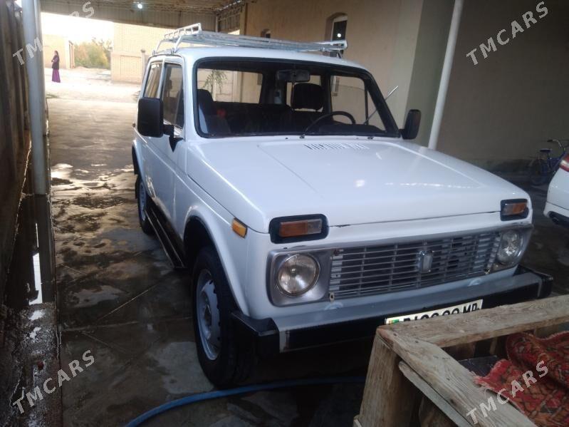 Lada Niva 1985 - 33 000 TMT - Мары - img 3