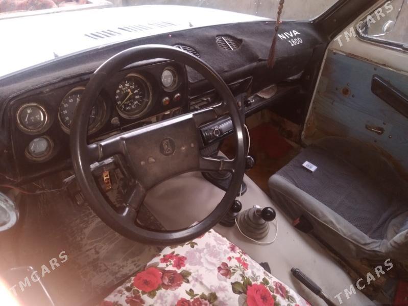 Lada Niva 1985 - 33 000 TMT - Мары - img 6