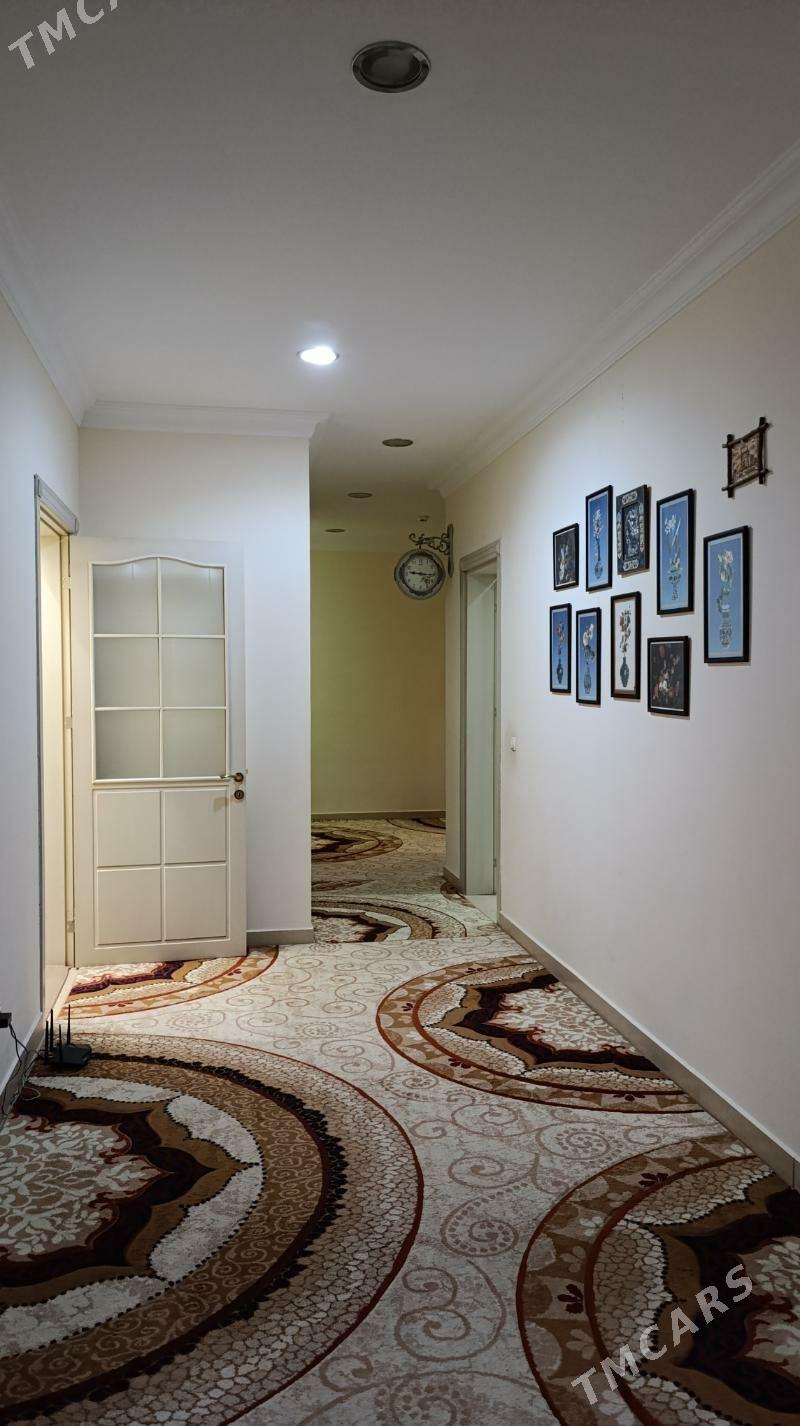 Elitka Çehow  - Ашхабад - img 2