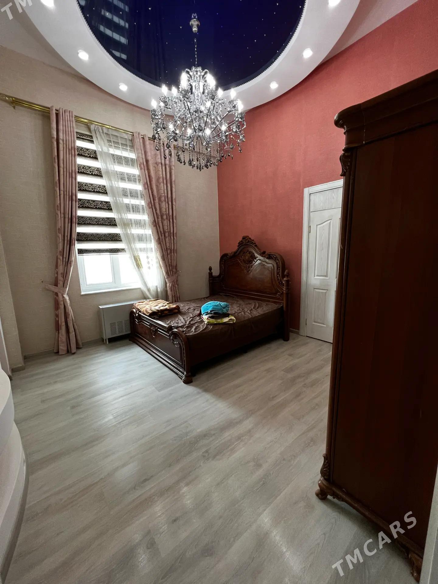 ЭЛИТКА ГОГОЛЯ 4 КОМ ЕВРО 8000 - Aşgabat - img 2