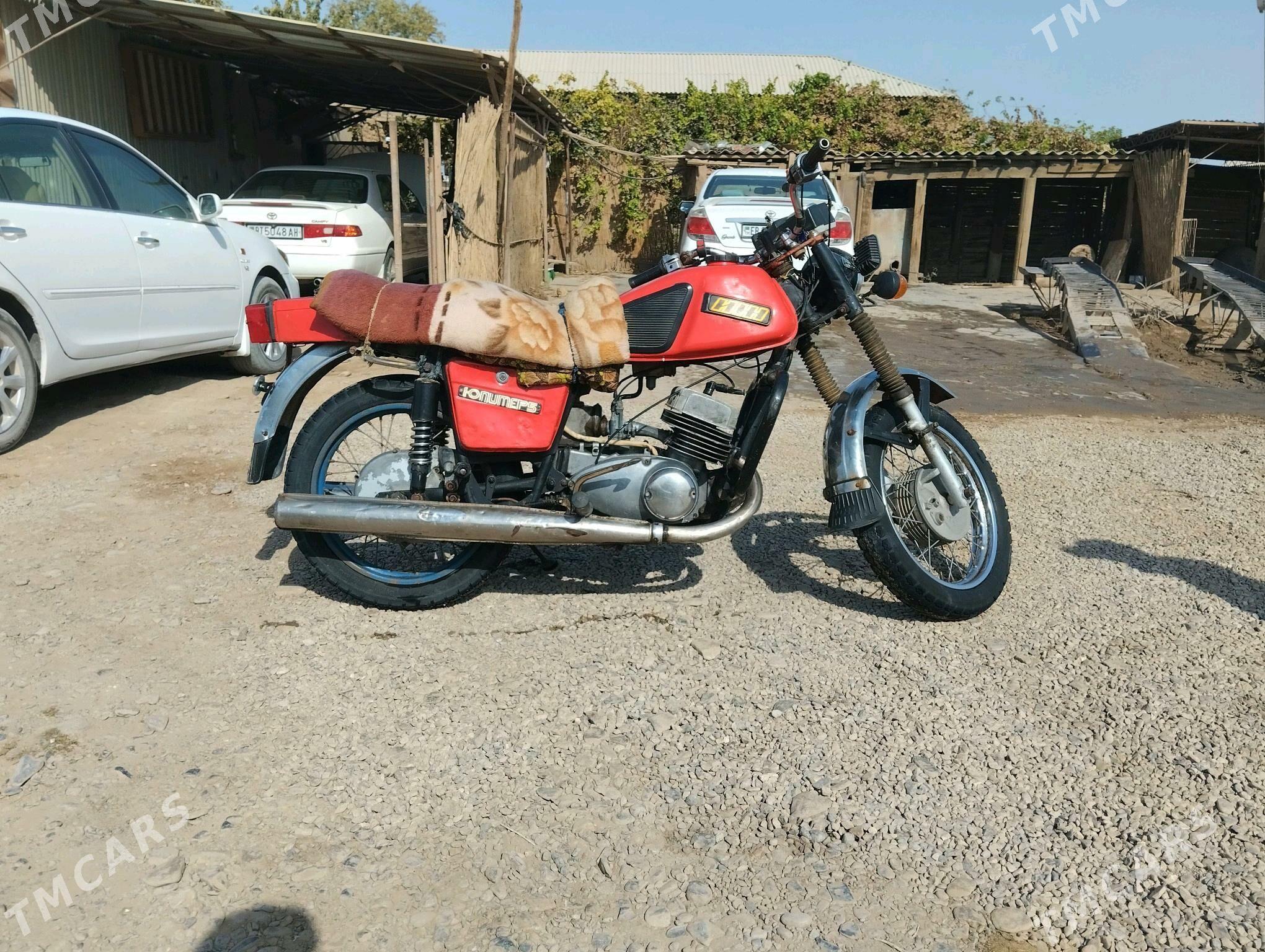 Iž Ýupiter 1999 - 15 000 TMT - Теджен - img 2