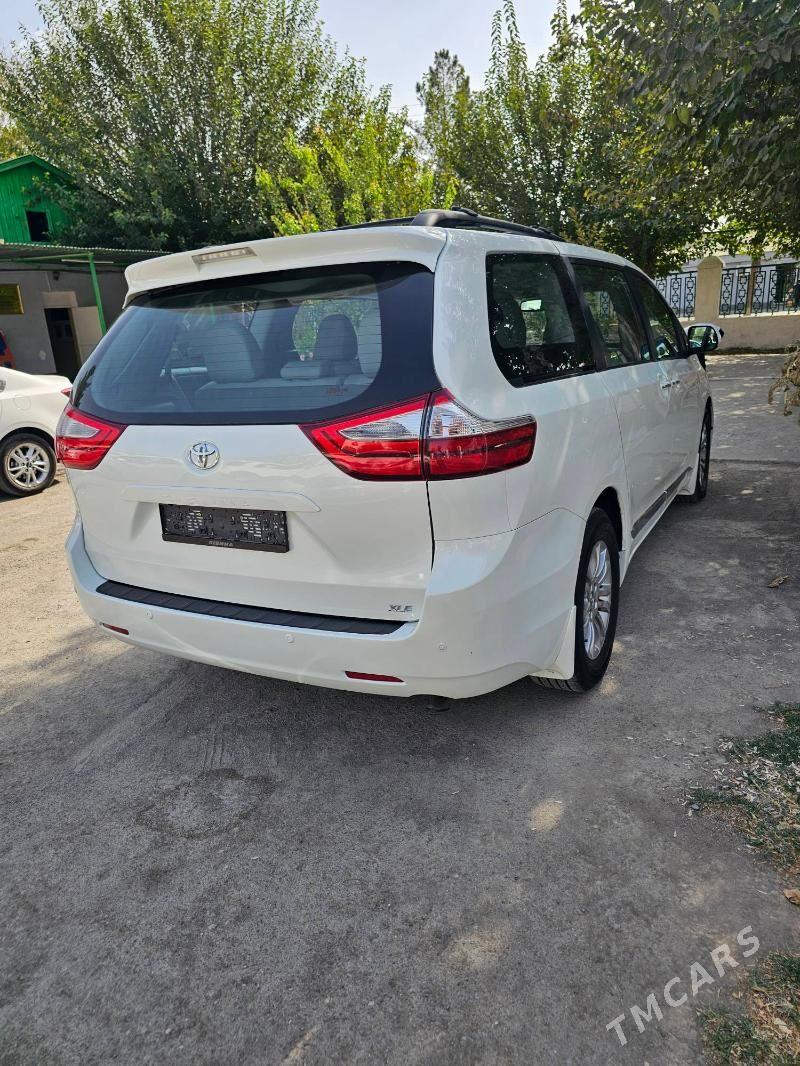 Toyota Sienna 2019 - 386 000 TMT - Бедев - img 7