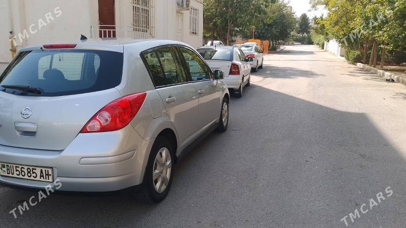 Nissan Versa 2010 - 120 000 TMT - Kaka - img 2